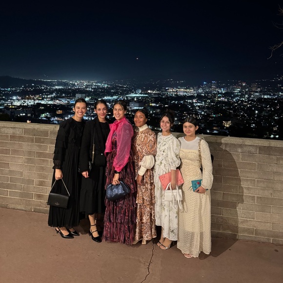 Meet your Posher, Caitlin - Picture 13 of 13